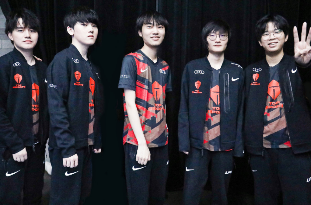 队战胜了一 队战胜了一